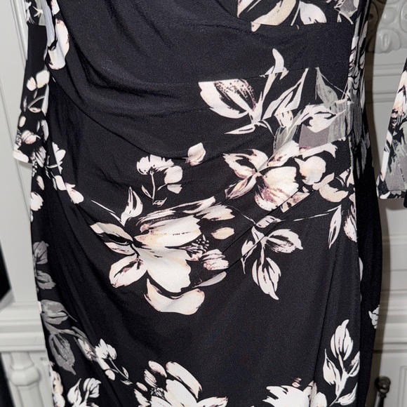 Anne Klein Floral Black and White Dress Size 8 - Picture 3 of 10